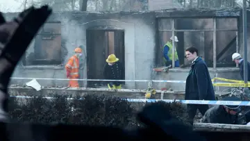 Zasłona к сериалу "Zamach nad Lockerbie" #1369925
