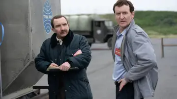 Zasłona к сериалу "Zamach nad Lockerbie" #1369929