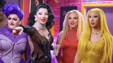 Zasłona do serialu "RuPaul