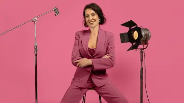 Zasłona do serialu "Creative Types with Virginia Trioli" #1669989