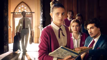 Zasłona к сериалу "Maxton Hall - Dwa światy" #1369538