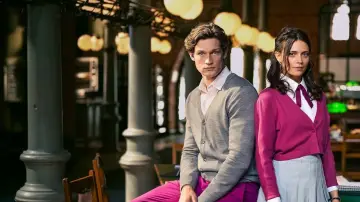 Zasłona к сериалу "Maxton Hall - Dwa światy" #1369558