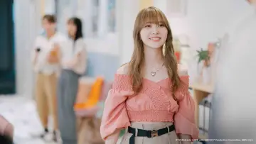 Zasłona к сериалу "彩香ちゃんは弘子先輩に恋してる" #1493642