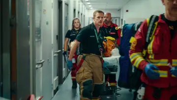 Zasłona do serialu "Kwestia życia i śmierci: Londyński system ratunkowy" #1553140