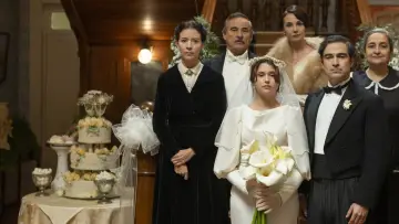 Zasłona к сериалу "Dom duchów" #1404665