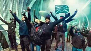 Zasłona do serialu "Salvador" #1492561