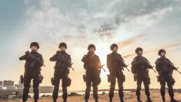 Zasłona do serialu "Dziewczyny z SWAT" #1605934
