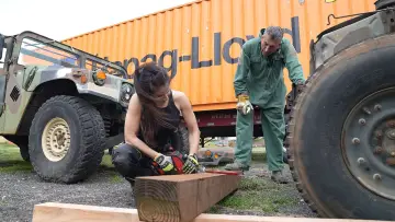 Zasłona do serialu "Stalowe bestie z demobilu" #1513314