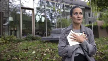Zasłona do serialu "Pour Emma" #1488655