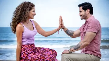 Zasłona do serialu "A.mar, donde el amor teje sus redes" #1386696