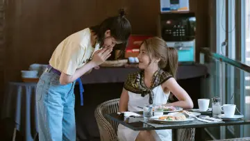 Zasłona к сериалу "รัก ปาก แข็ง" #1482961