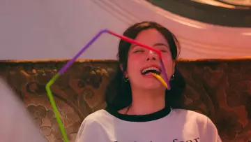 Zasłona к сериалу "รัก ปาก แข็ง" #1482983