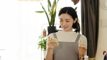 Zasłona do serialu "きみの継ぐ香りは" #1508826