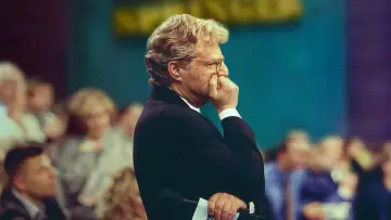 Zasłona do serialu "Jerry Springer: Kłótnie, kamera, akcja" #1561138