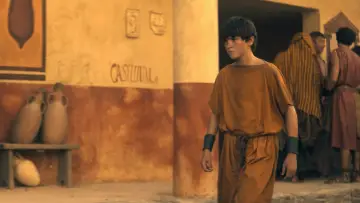 Zasłona к сериалу "Pompeje: podróż w czasie z Tomem Hiddlestonem" #1404630