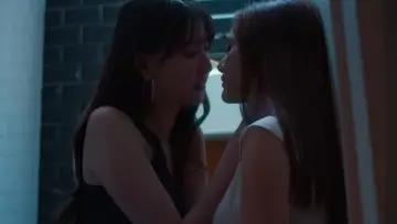 Zasłona к сериалу "กฎหลัก...ห้ามรักเธอ" #1474082