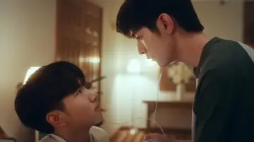 Zasłona к сериалу "โปรดใช้วิจารณญาณในการรักเธอ" #1476180