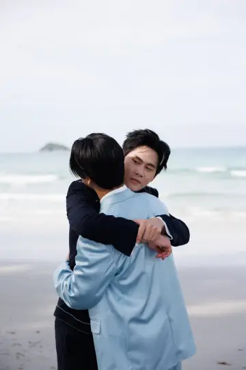Plakat к сериалу "ผมเจอเจ้าชายบนชายหาด" #1496348