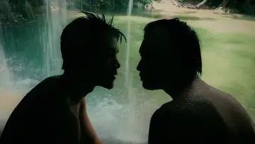Zasłona к сериалу "เด็กชายไม่ไปสวรรค์" #1475577