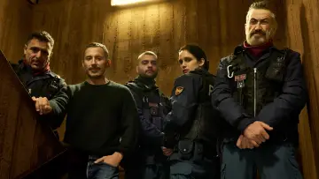 Zasłona к сериалу "Gliniarze to dranie: serial" #1487709