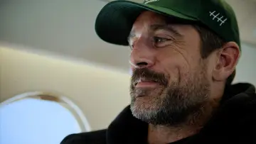 Zasłona do serialu "Aaron Rodgers: Człowiek enigma" #1557008