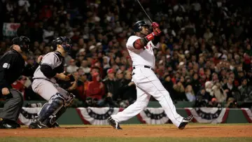 Zasłona do serialu "Wielki powrót: Boston Red Sox w sezonie 2004" #1560318