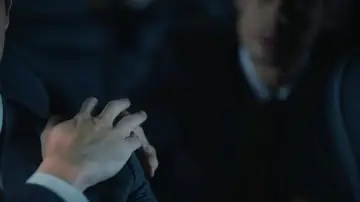 Zasłona do serialu "Mandat" #1558170