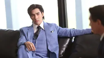 Zasłona к сериалу "การเกิดใหม่ของดวงดาว" #1508247
