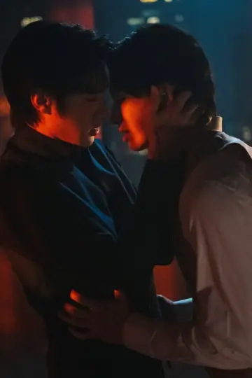 Plakat к сериалу "การเกิดใหม่ของดวงดาว" #1508294