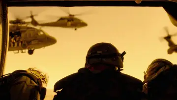 Zasłona do serialu "Helikopter w ogniu: serial dokumentalny" #1508047