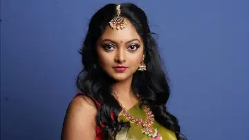 Zasłona do serialu "Lakshana" #1337613