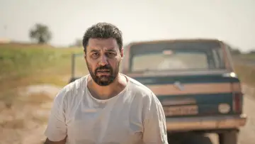 Zasłona do serialu "وحشی" #1557612
