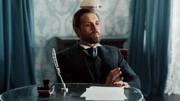 Zasłona do serialu "Źli ludzie" #1748595
