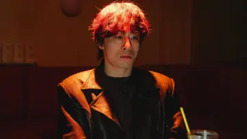 Zasłona к сериалу "모두가 자신의 무가치함과 싸우고 있다" #1388230