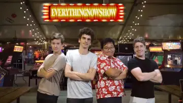 Zasłona к сериалу "Everything Now Show" #1424607