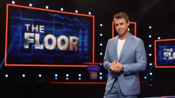 Zasłona do serialu "The Floor (AU)" #1607756