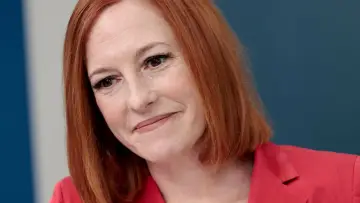 Zasłona к сериалу "The Briefing with Jen Psaki" #1445118