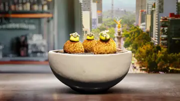 Zasłona do serialu "Na ostrzu noża: w pogoni za Gwiazdkami Michelin" #1496415