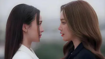 Zasłona к сериалу "คนโปรดของควีน" #1486714