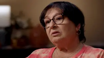 Zasłona do serialu "Hey Beautiful: Anatomy of a Romance Scam" #1670111
