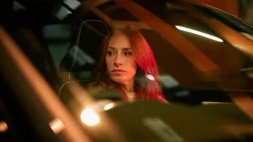 Zasłona do serialu "AI Confidential with Hannah Fry" #1499768