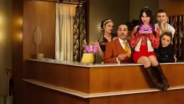 Zasłona do serialu "Nighties" #1488297