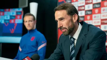 Zasłona к сериалу "Dear England" #1485379