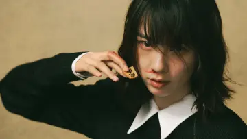Zasłona do serialu "MISS KING / ミス・キング" #1558988