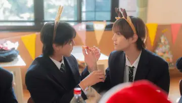 Zasłona к сериалу "修学旅行で仲良くないグループに入りました" #1392828