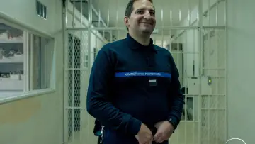 Zasłona do serialu "Surveillant !" #1600854