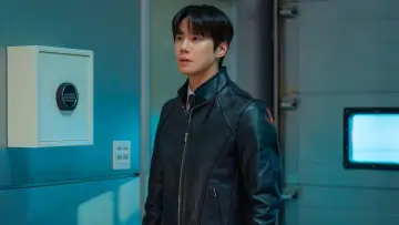 Zasłona к сериалу "Reborn Rookie" #1410789