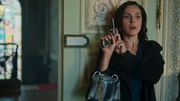 Zasłona do serialu "Złamani szpiedzy" #1833042