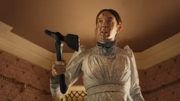 Zasłona do serialu "Potwór: Historia Lizzie Borden" #1655925