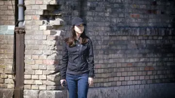 Zasłona к сериалу "Iris" #1399589